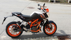 Bild "Fahrzeuge:ktm4.jpg"